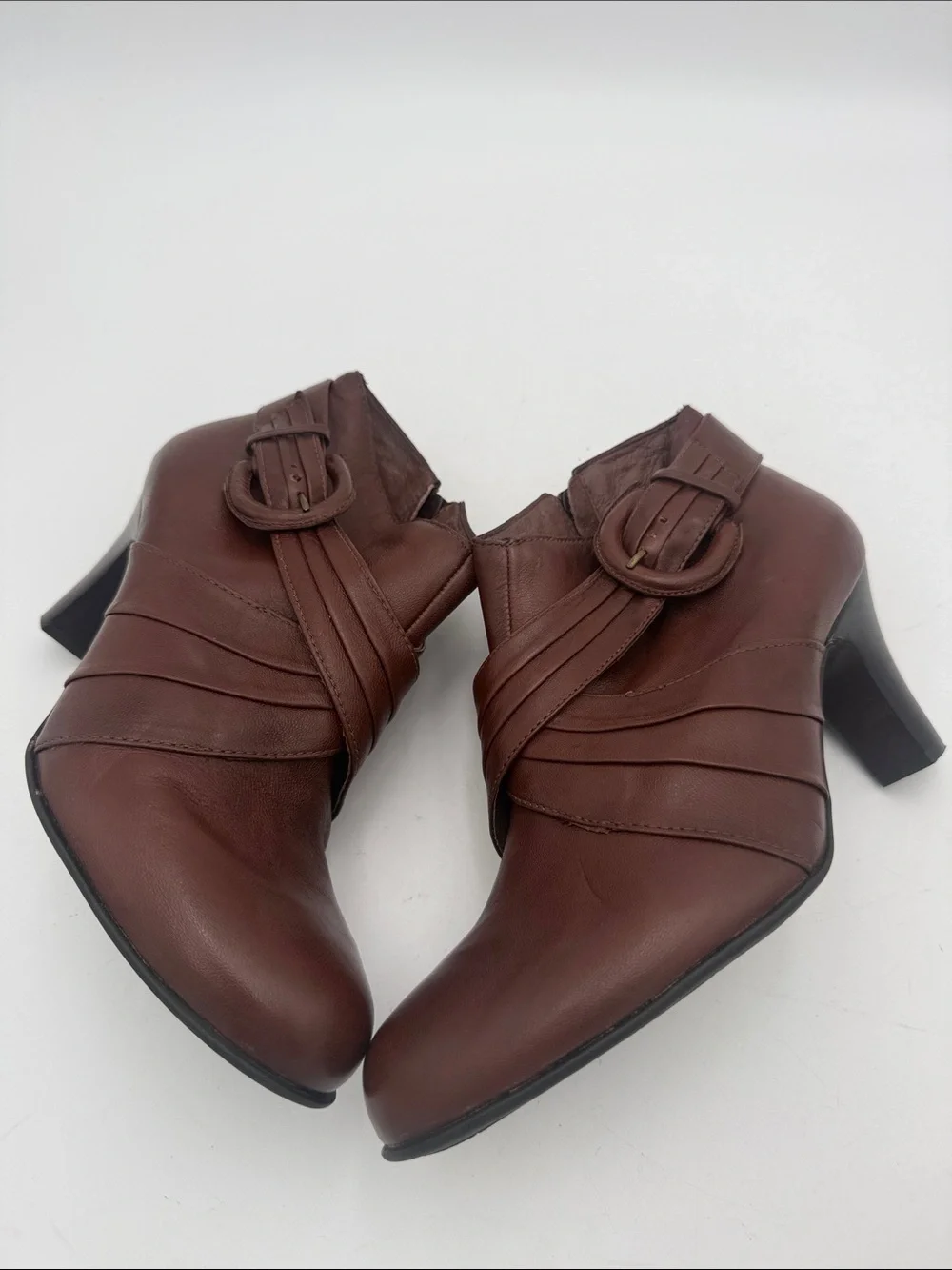 Nurture by Lamaze Women's Brown Ankle Booties 10M fall Y2K casual Buckle Accent